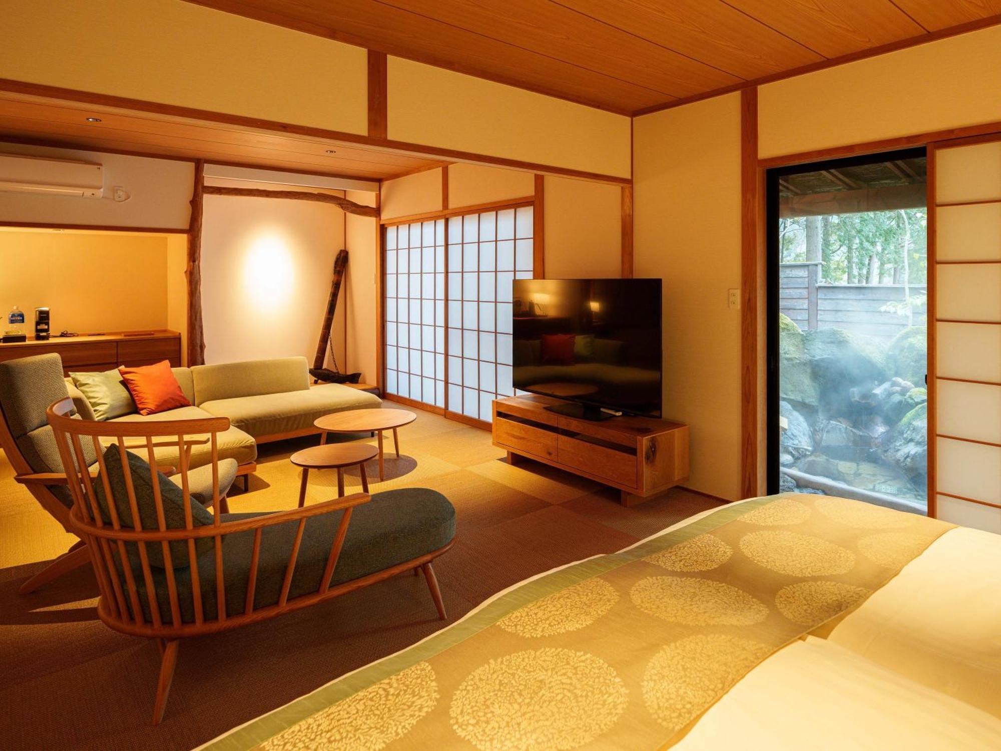 Yufuin Rakuyu Hotel Exterior photo