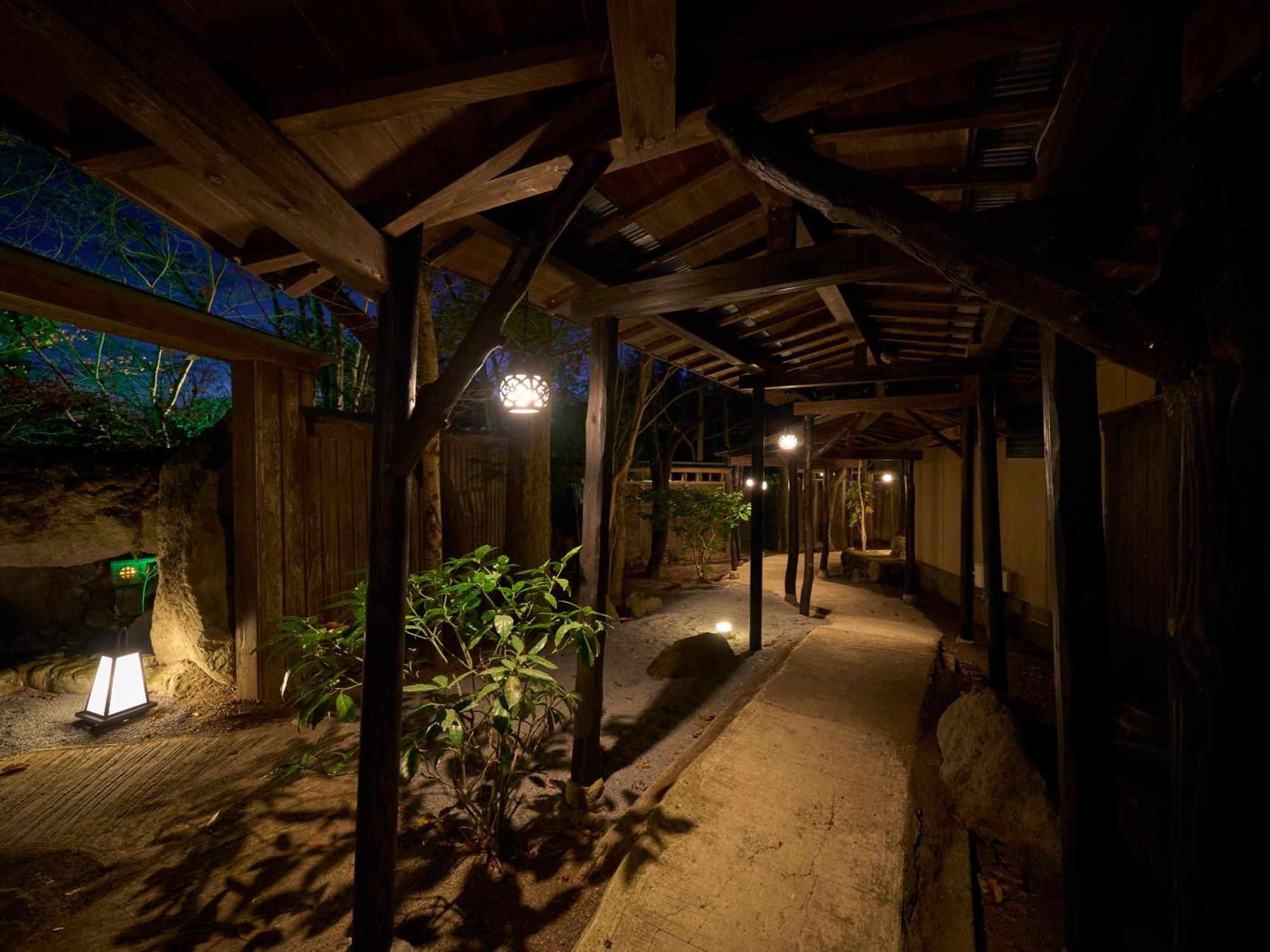 Yufuin Rakuyu Hotel Exterior photo